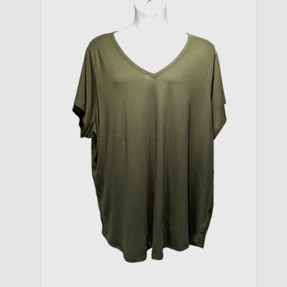 NWOT Torrid Classic Fit Jersey V-Neck T-Shirt Dark Olive Plus Size 1X